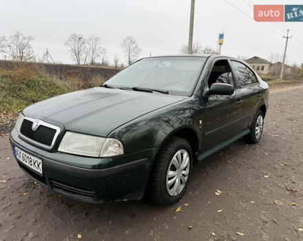 Зеленый Шкода Октавия, объемом двигателя 1.78 л и пробегом 323 тыс. км за 2900 $, фото 1 на Automoto.ua
