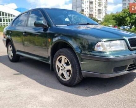 Зеленый Шкода Октавия, объемом двигателя 1.78 л и пробегом 280 тыс. км за 3900 $, фото 6 на Automoto.ua