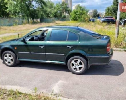 Зеленый Шкода Октавия, объемом двигателя 1.78 л и пробегом 280 тыс. км за 3900 $, фото 3 на Automoto.ua