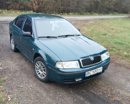 Зеленый Шкода Октавия, объемом двигателя 1.6 л и пробегом 386 тыс. км за 2299 $, фото 3 на Automoto.ua