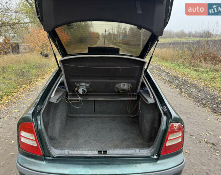 Зеленый Шкода Октавия, объемом двигателя 1.78 л и пробегом 323 тыс. км за 2900 $, фото 7 на Automoto.ua