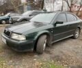 Зеленый Шкода Октавия, объемом двигателя 1.8 л и пробегом 245 тыс. км за 3100 $, фото 3 на Automoto.ua