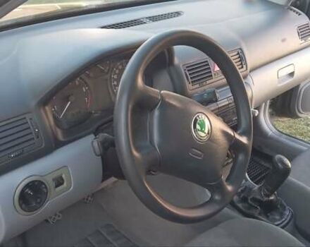 Зелений Шкода Октавія, об'ємом двигуна 1.6 л та пробігом 290 тис. км за 3300 $, фото 19 на Automoto.ua