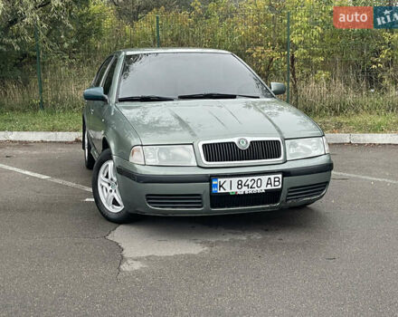 Зеленый Шкода Октавия, объемом двигателя 1.6 л и пробегом 400 тыс. км за 3500 $, фото 4 на Automoto.ua