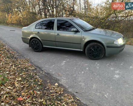 Зеленый Шкода Октавия, объемом двигателя 1.6 л и пробегом 290 тыс. км за 3750 $, фото 2 на Automoto.ua