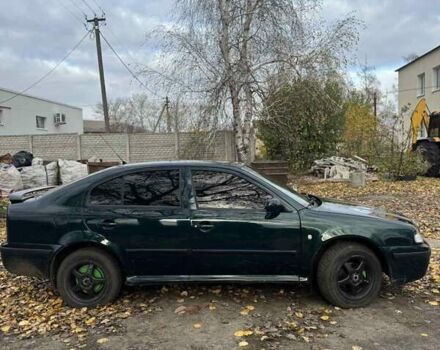 Зеленый Шкода Октавия, объемом двигателя 1.6 л и пробегом 316 тыс. км за 3600 $, фото 2 на Automoto.ua