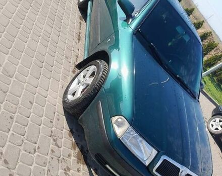 Зеленый Шкода Октавия, объемом двигателя 2 л и пробегом 340 тыс. км за 3000 $, фото 2 на Automoto.ua