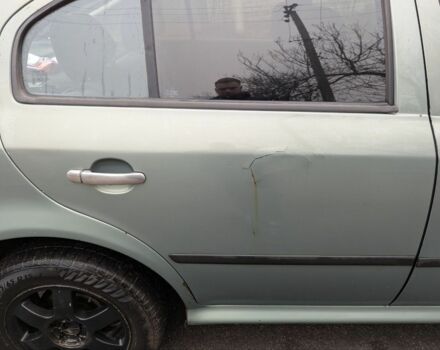 Зелений Шкода Октавія, об'ємом двигуна 1.8 л та пробігом 419 тис. км за 3300 $, фото 3 на Automoto.ua