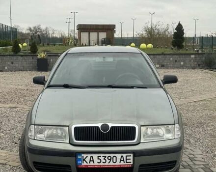 Зеленый Шкода Октавия, объемом двигателя 1.78 л и пробегом 294 тыс. км за 3500 $, фото 2 на Automoto.ua