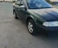 Зеленый Шкода Октавия, объемом двигателя 1.6 л и пробегом 445 тыс. км за 3500 $, фото 13 на Automoto.ua