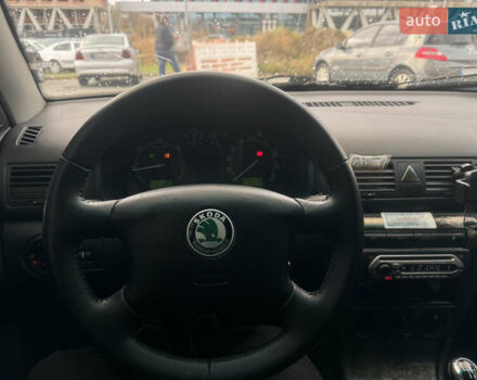 Шкода Октавия 2001 в Львове на Automoto.ua Зеленый Шкода Октавия, объемом двигателя 1.9 л и пробегом 429 тыс. км за 3300 $, фото 8 на Automoto.ua