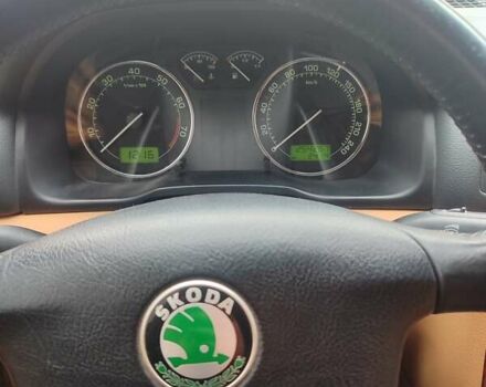 Зелений Шкода Октавія, об'ємом двигуна 1.78 л та пробігом 254 тис. км за 5000 $, фото 12 на Automoto.ua