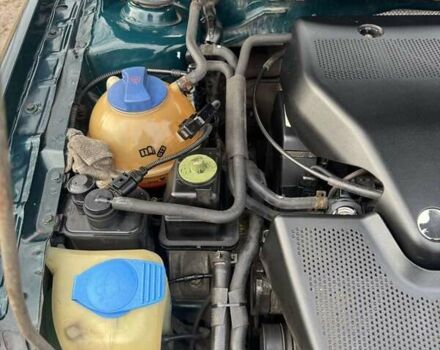 Зеленый Шкода Октавия, объемом двигателя 1.6 л и пробегом 316 тыс. км за 3600 $, фото 10 на Automoto.ua