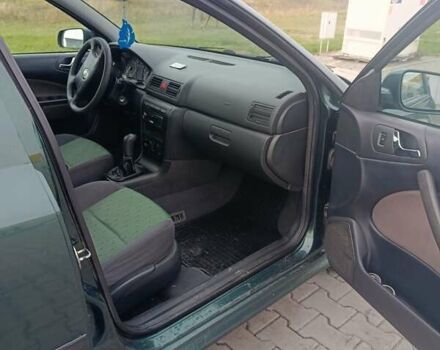 Зеленый Шкода Октавия, объемом двигателя 1.9 л и пробегом 328 тыс. км за 4600 $, фото 13 на Automoto.ua