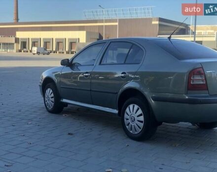 Зеленый Шкода Октавия, объемом двигателя 2 л и пробегом 302 тыс. км за 4500 $, фото 3 на Automoto.ua