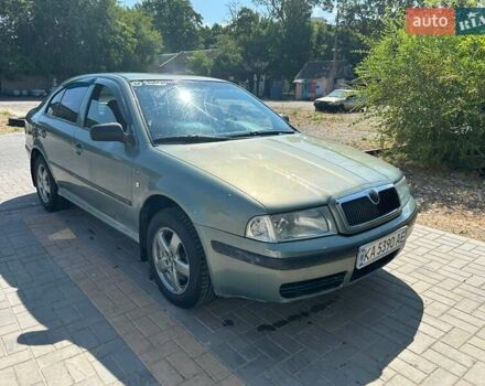 Зеленый Шкода Октавия, объемом двигателя 1.78 л и пробегом 290 тыс. км за 4000 $, фото 1 на Automoto.ua