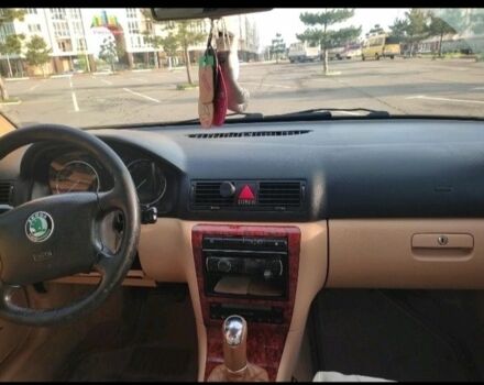 Зелений Шкода Октавія, об'ємом двигуна 1.8 л та пробігом 280 тис. км за 2799 $, фото 4 на Automoto.ua