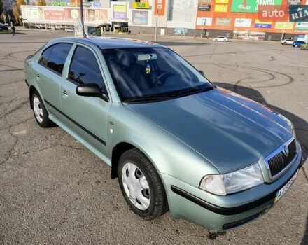 Зелений Шкода Октавія, об'ємом двигуна 1.6 л та пробігом 207 тис. км за 4300 $, фото 4 на Automoto.ua