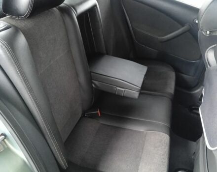 Зеленый Шкода Октавия, объемом двигателя 1.6 л и пробегом 370 тыс. км за 3800 $, фото 11 на Automoto.ua