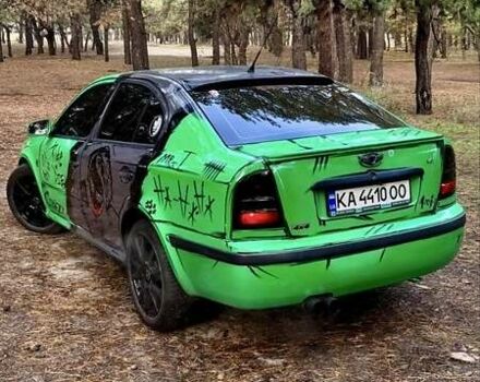 Зеленый Шкода Октавия, объемом двигателя 1.8 л и пробегом 345 тыс. км за 6000 $, фото 13 на Automoto.ua