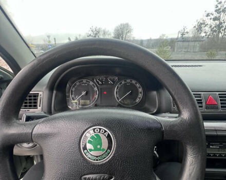 Зелений Шкода Октавія, об'ємом двигуна 1.78 л та пробігом 321 тис. км за 4699 $, фото 5 на Automoto.ua