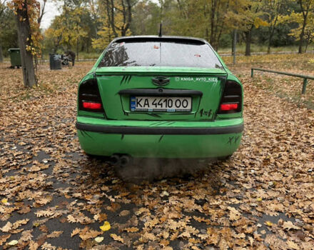 Зеленый Шкода Октавия, объемом двигателя 1.78 л и пробегом 346 тыс. км за 5500 $, фото 1 на Automoto.ua
