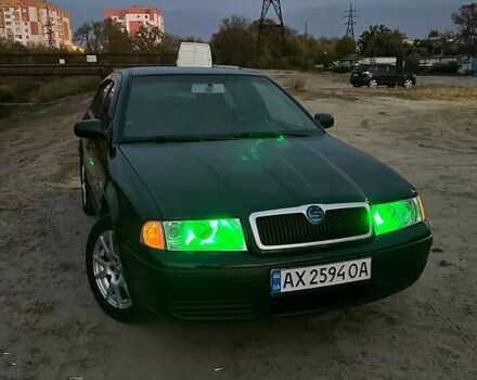 Зелений Шкода Октавія, об'ємом двигуна 2 л та пробігом 323 тис. км за 5600 $, фото 16 на Automoto.ua