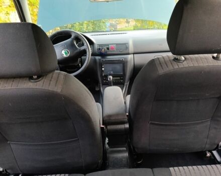 Зелений Шкода Октавія, об'ємом двигуна 2 л та пробігом 259 тис. км за 4200 $, фото 9 на Automoto.ua