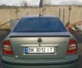 Зеленый Шкода Октавия, объемом двигателя 1.6 л и пробегом 370 тыс. км за 3800 $, фото 2 на Automoto.ua