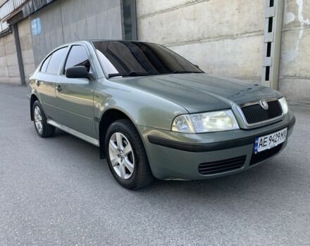 Зеленый Шкода Октавия, объемом двигателя 1.6 л и пробегом 250 тыс. км за 4000 $, фото 2 на Automoto.ua