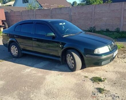 Зеленый Шкода Октавия, объемом двигателя 1.98 л и пробегом 250 тыс. км за 4500 $, фото 4 на Automoto.ua