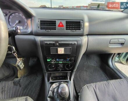 Зелений Шкода Октавія, об'ємом двигуна 1.6 л та пробігом 207 тис. км за 4300 $, фото 33 на Automoto.ua