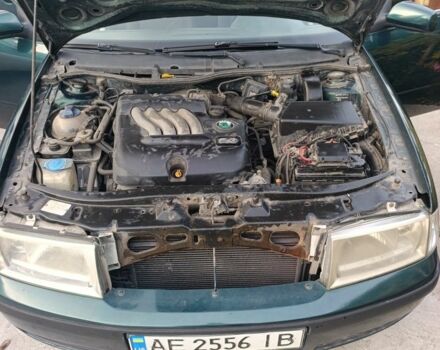 Зелений Шкода Октавія, об'ємом двигуна 2 л та пробігом 259 тис. км за 4200 $, фото 6 на Automoto.ua