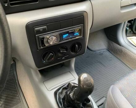 Шкода Октавия 2002 в Ивано-Франковске на Automoto.ua Зеленый Шкода Октавия, объемом двигателя 1.6 л и пробегом 180 тыс. км за 4500 $, фото 23 на Automoto.ua