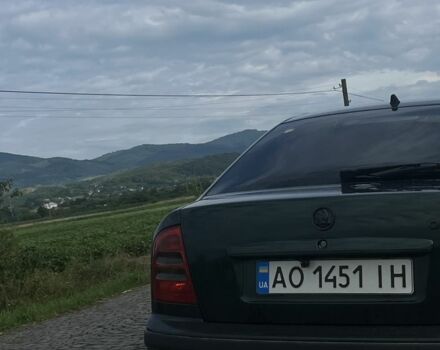 Зеленый Шкода Октавия, объемом двигателя 1.9 л и пробегом 217 тыс. км за 4200 $, фото 2 на Automoto.ua