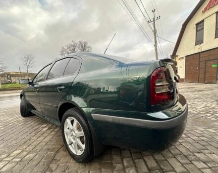 Зеленый Шкода Октавия, объемом двигателя 1.6 л и пробегом 121 тыс. км за 5500 $, фото 2 на Automoto.ua