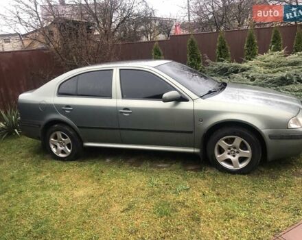 Зеленый Шкода Октавия, объемом двигателя 2 л и пробегом 365 тыс. км за 4600 $, фото 1 на Automoto.ua