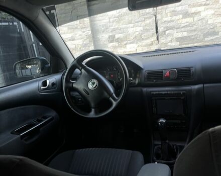 Зеленый Шкода Октавия, объемом двигателя 1.9 л и пробегом 217 тыс. км за 4200 $, фото 3 на Automoto.ua