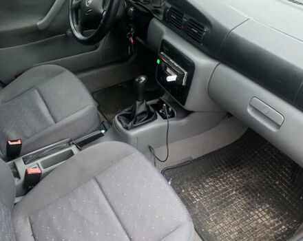 Зеленый Шкода Октавия, объемом двигателя 1.6 л и пробегом 174 тыс. км за 3600 $, фото 5 на Automoto.ua