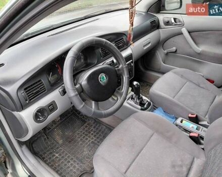 Зеленый Шкода Октавия, объемом двигателя 1.6 л и пробегом 236 тыс. км за 3535 $, фото 4 на Automoto.ua