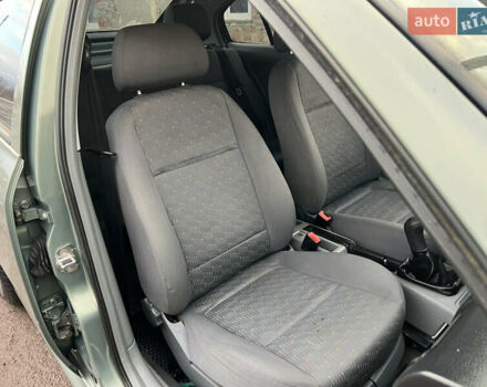 Зеленый Шкода Октавия, объемом двигателя 1.6 л и пробегом 253 тыс. км за 3450 $, фото 23 на Automoto.ua