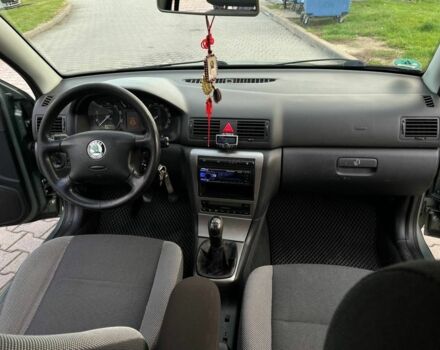 Зеленый Шкода Октавия, объемом двигателя 2 л и пробегом 190 тыс. км за 4000 $, фото 11 на Automoto.ua