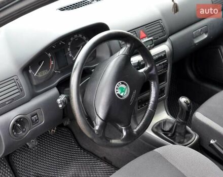 Зеленый Шкода Октавия, объемом двигателя 2 л и пробегом 200 тыс. км за 3800 $, фото 15 на Automoto.ua