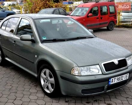 Зеленый Шкода Октавия, объемом двигателя 2 л и пробегом 200 тыс. км за 3800 $, фото 5 на Automoto.ua
