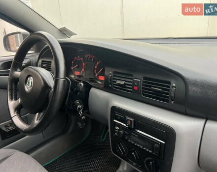 Зеленый Шкода Октавия, объемом двигателя 1.6 л и пробегом 253 тыс. км за 3450 $, фото 19 на Automoto.ua