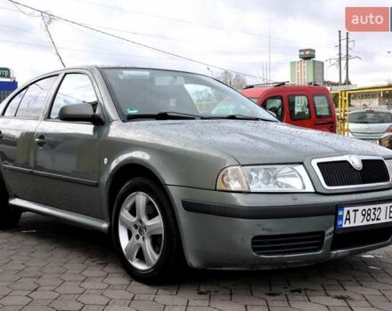 Зеленый Шкода Октавия, объемом двигателя 2 л и пробегом 200 тыс. км за 3800 $, фото 6 на Automoto.ua