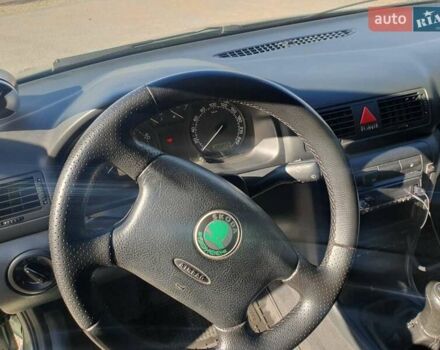 Зелений Шкода Октавія, об'ємом двигуна 1.78 л та пробігом 385 тис. км за 5100 $, фото 6 на Automoto.ua