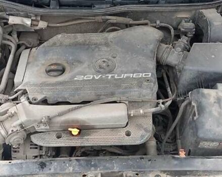 Зеленый Шкода Октавия, объемом двигателя 1.78 л и пробегом 261 тыс. км за 4500 $, фото 8 на Automoto.ua