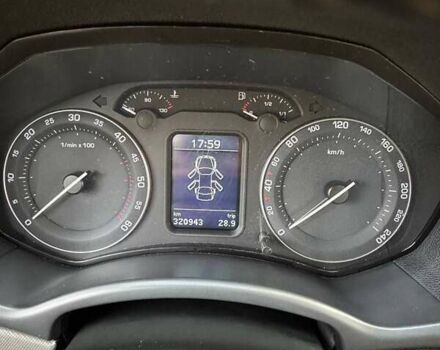 Зеленый Шкода Октавия, объемом двигателя 2.01 л и пробегом 321 тыс. км за 6000 $, фото 13 на Automoto.ua