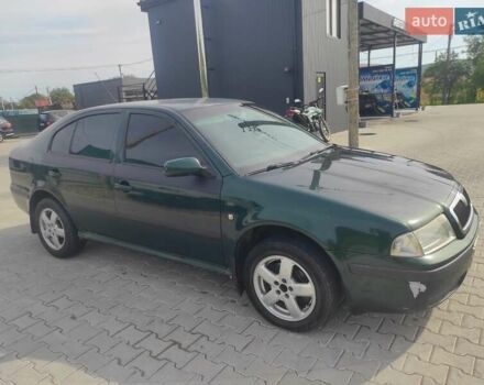 Зеленый Шкода Октавия, объемом двигателя 1.98 л и пробегом 268 тыс. км за 3500 $, фото 2 на Automoto.ua